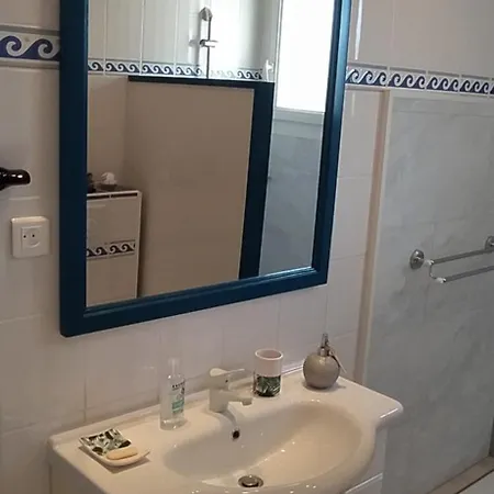 Lessenciel 3* Tournay