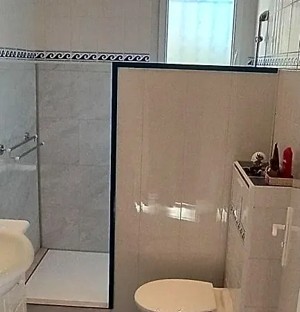 Lessenciel 3* Tournay
